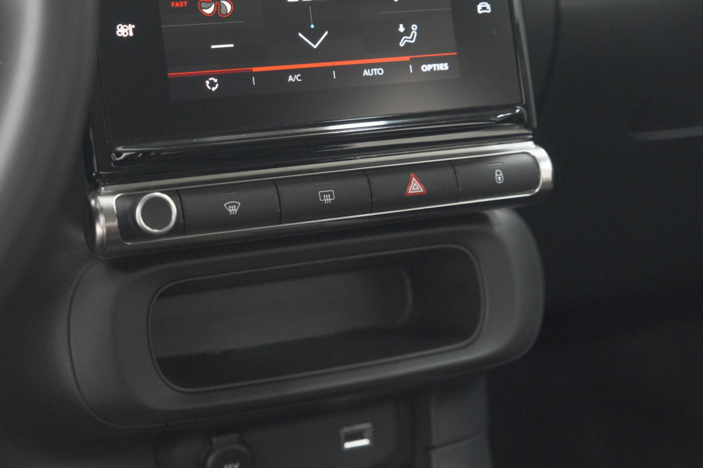 Citroen C3 puretech 82 feel | apple carplay | climate control | 15 inch lic