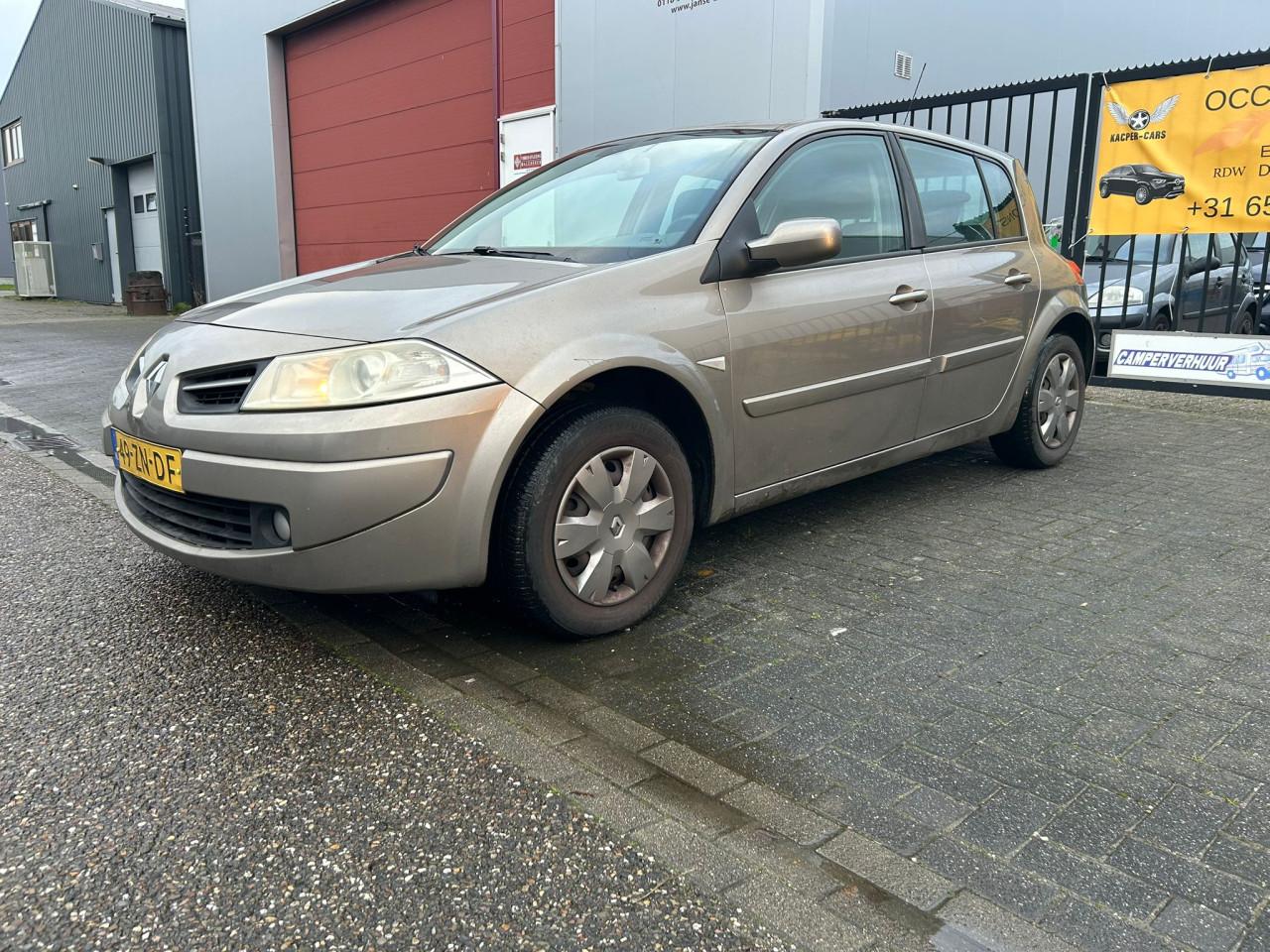 Renault Mégane 1.6-16V Business Line VEEL VOOR WEINIG!