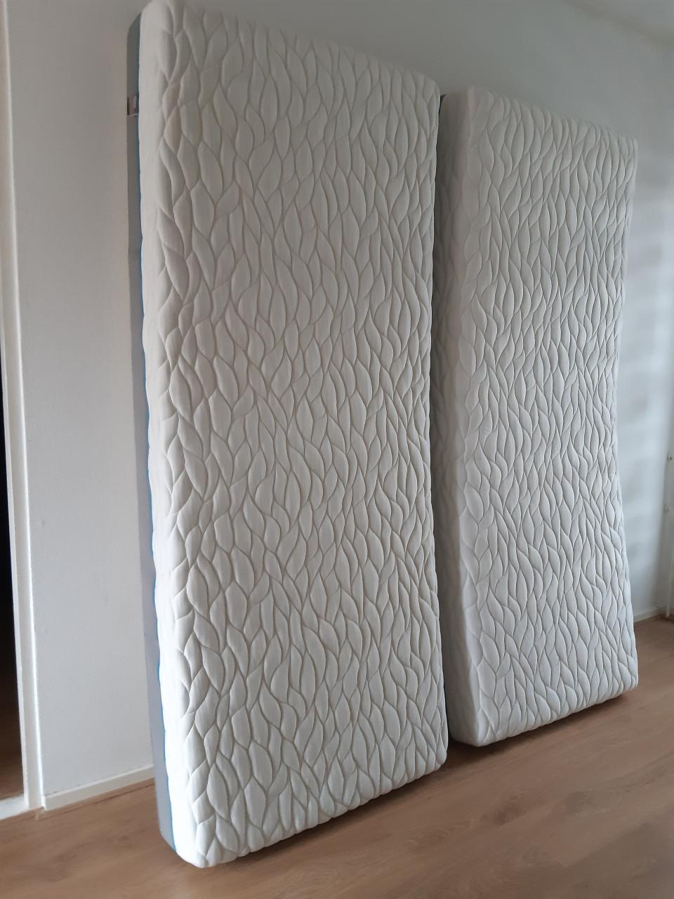 2 Koudschuim matrassen Sankt Moritz van Alpine Plus