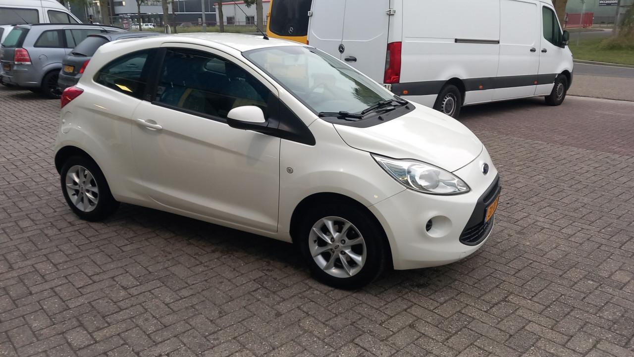 Ford Ka 1.2 Cool-Sound start/stop bj:2012 airco lm-velgen apk 7-2026