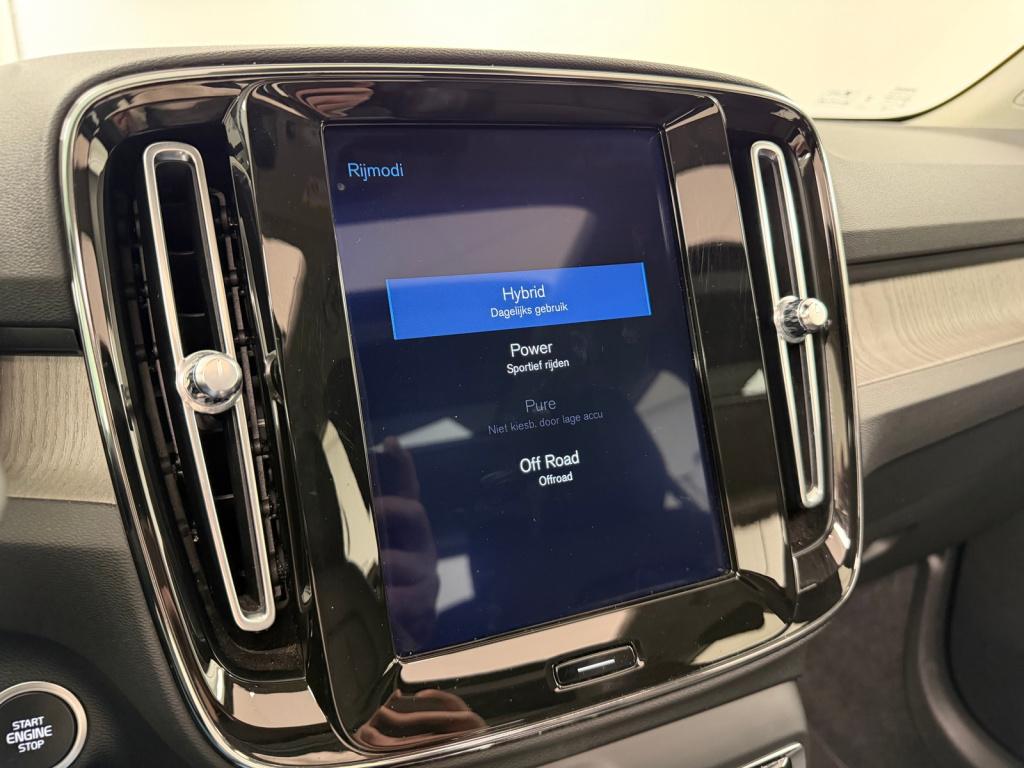 Volvo XC40 1.5 t5 recharge inscription | trekhaak | panoramadak | h&k | thu