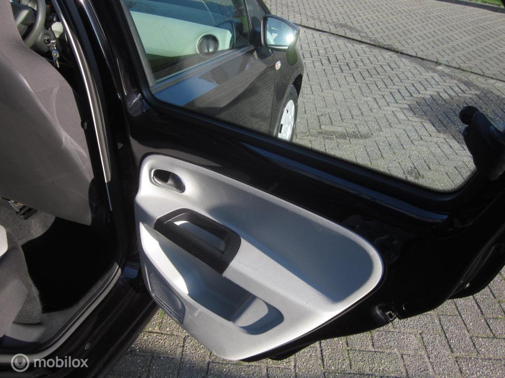 Seat Mii 1.0 chill out/airco/stuurbekr/5 deurs/nieuwe apk