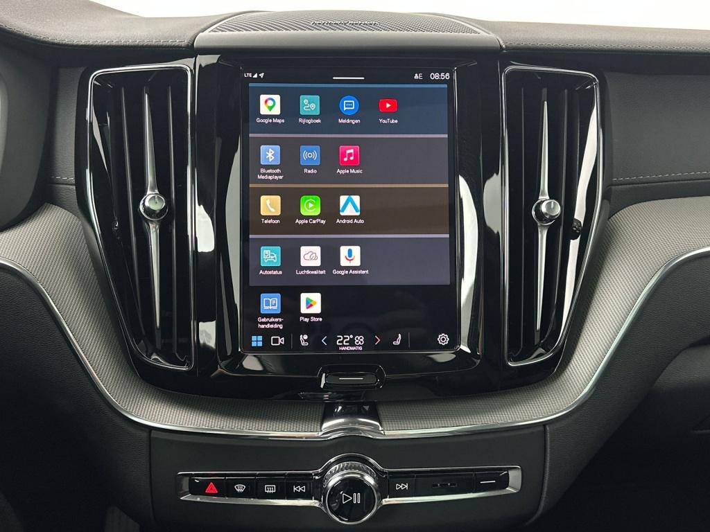 Volvo XC60 t6 398pk recharge black edition ultra| pano| 360camera| adap.cru