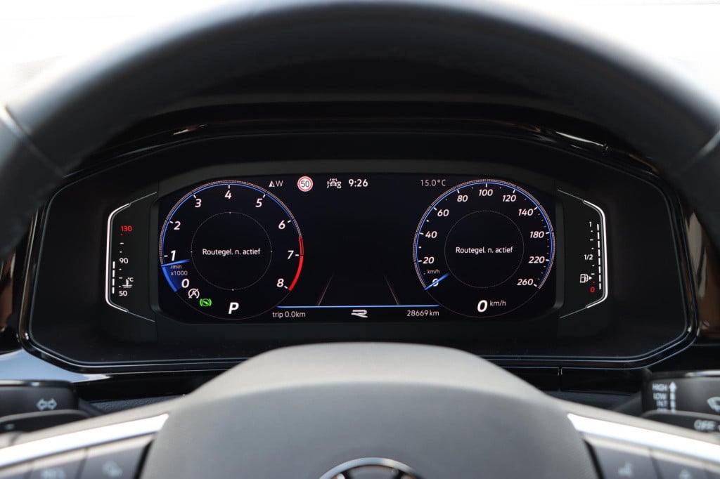 Volkswagen T-roc 1.5 tsi r-line business
