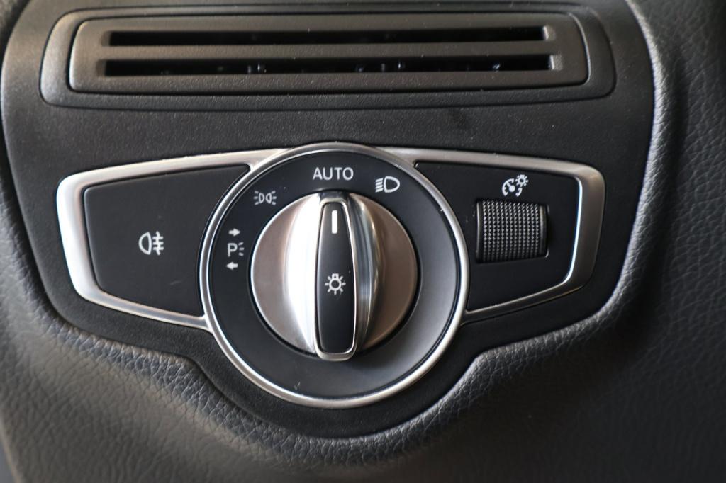 Mercedes-Benz Glc 200 4matic premium plus, panodak, trekhaak, carplay, deal