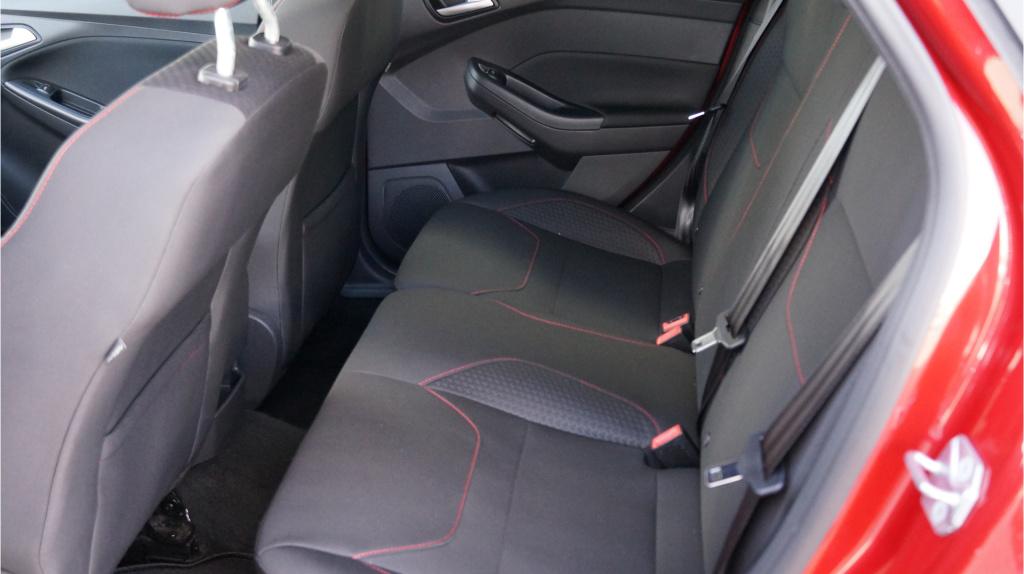 Ford Focus 1.0 st-line rijklaar incl garantie