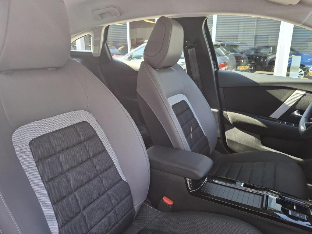 Citroen C4 citroën c4 1.2 hybrid 145pk plus automaat clim/cam