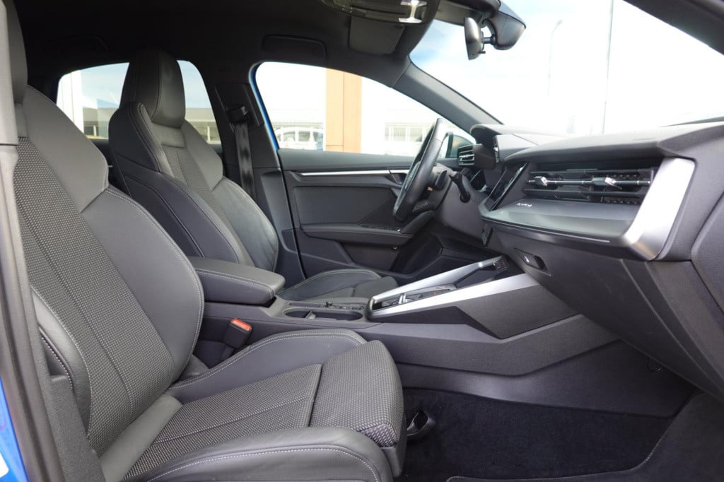 Audi S3 limousine 2.0 tfsi 310 pk ! quattro