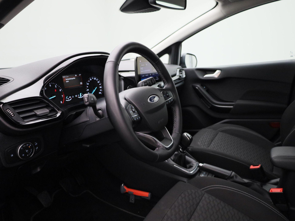 Ford Fiesta 1.0 ecoboost hybrid titanium