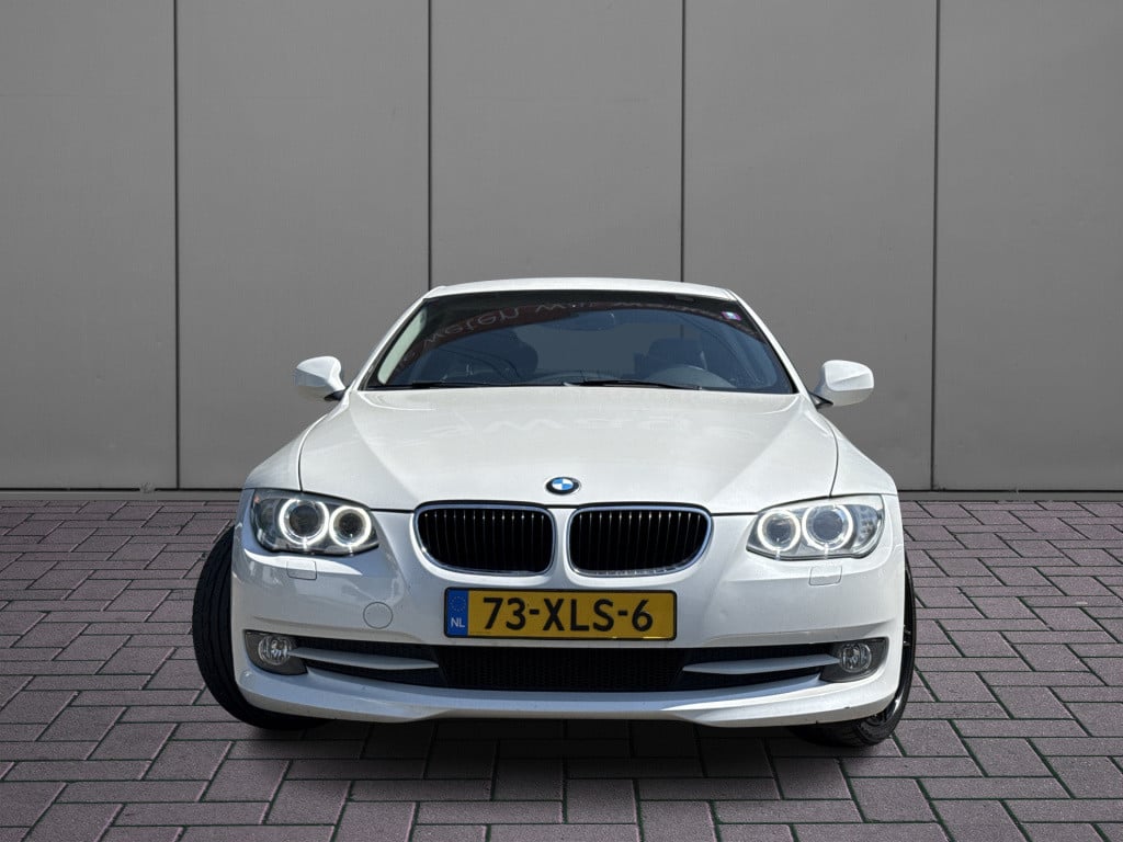 BMW 3-serie coupé 320i business line | parellak | navi | pdc | bi-xenon