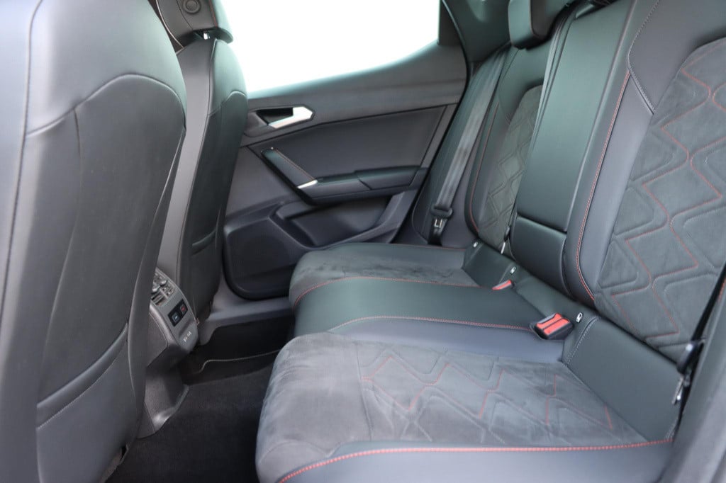 Seat Leon 1.5 tsi 150pk dsg fr launch edition