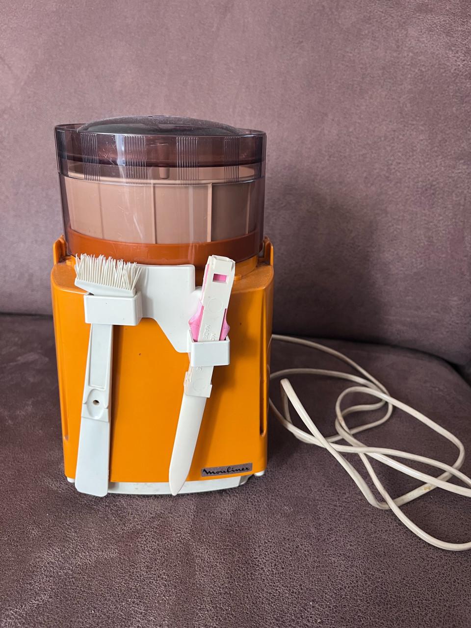 Kleine retro keukenmachine