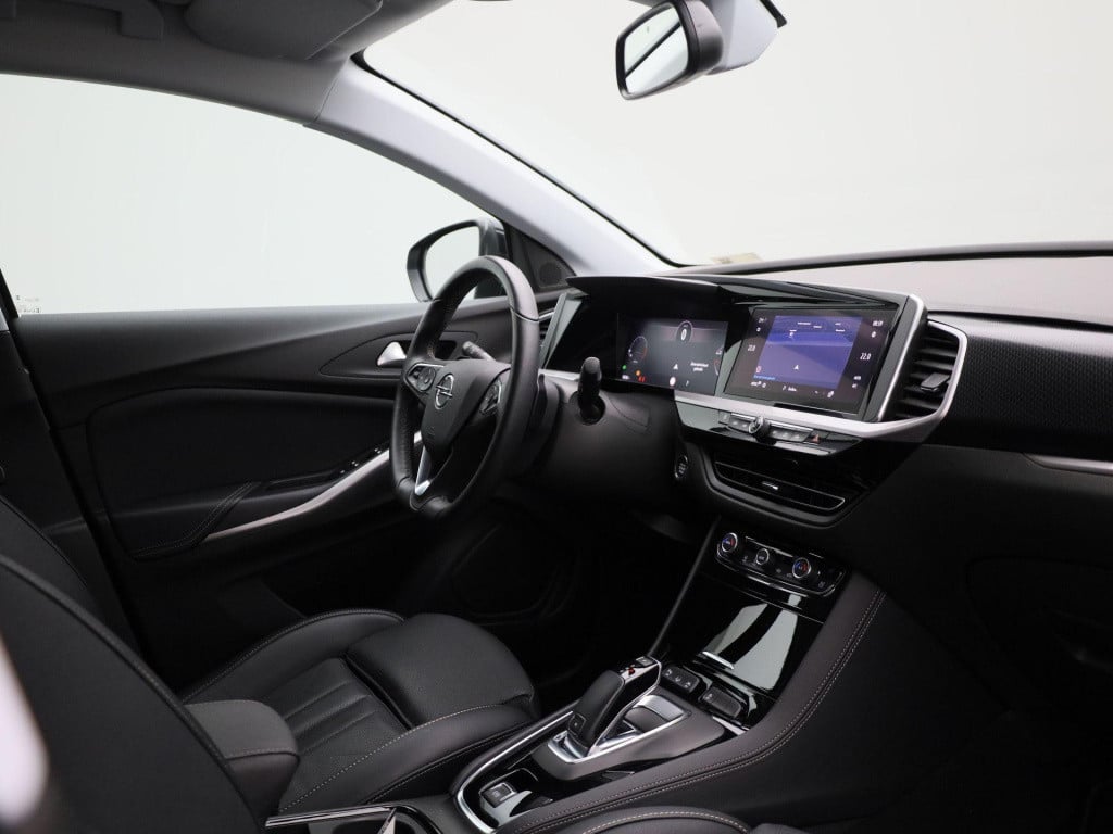 Opel Grandland 1.2 turbo business elegance | camera | navigatie | climate c