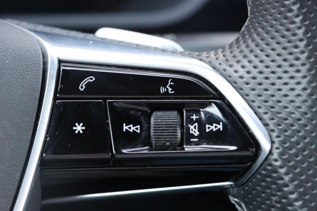 Audi E-tron sportback 55 quattro black edition 95 kwh s-line 408pk