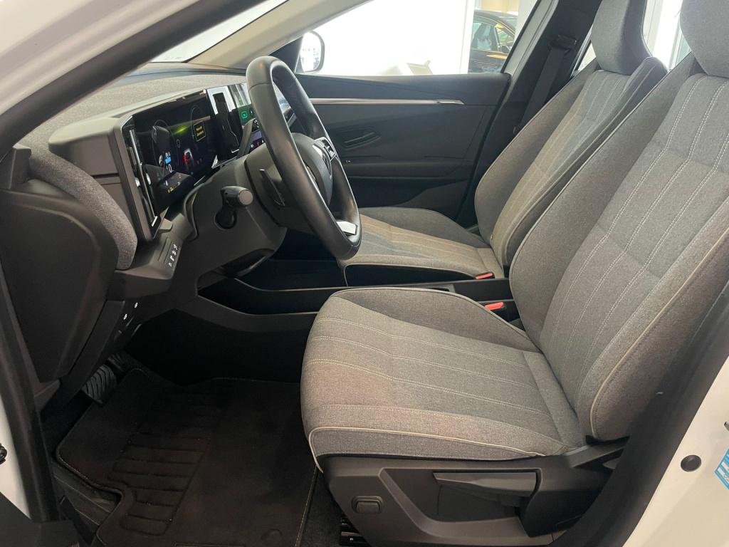 Renault Megane E-tech ev40 boost charge equilibre