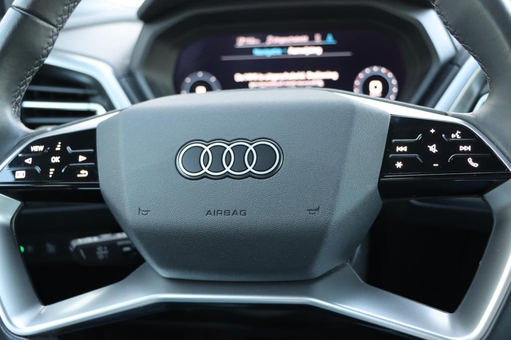 Audi Q4 E-tron 40 launch edition advanced plus 77 kwh