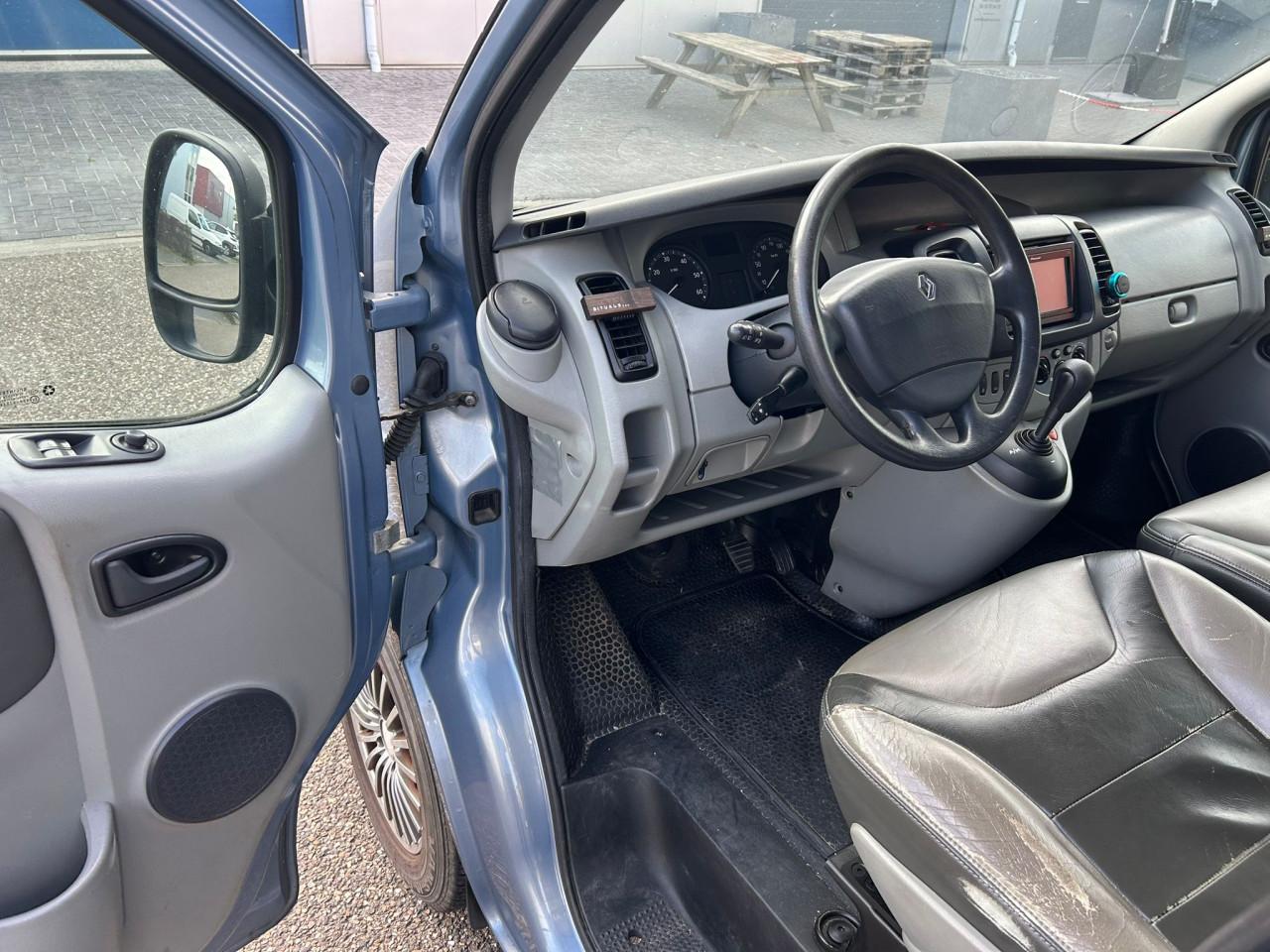 Renault Trafic 2.5 dCi T29 L2H2 DC Dubbel Cabine Automaat Trekhaak