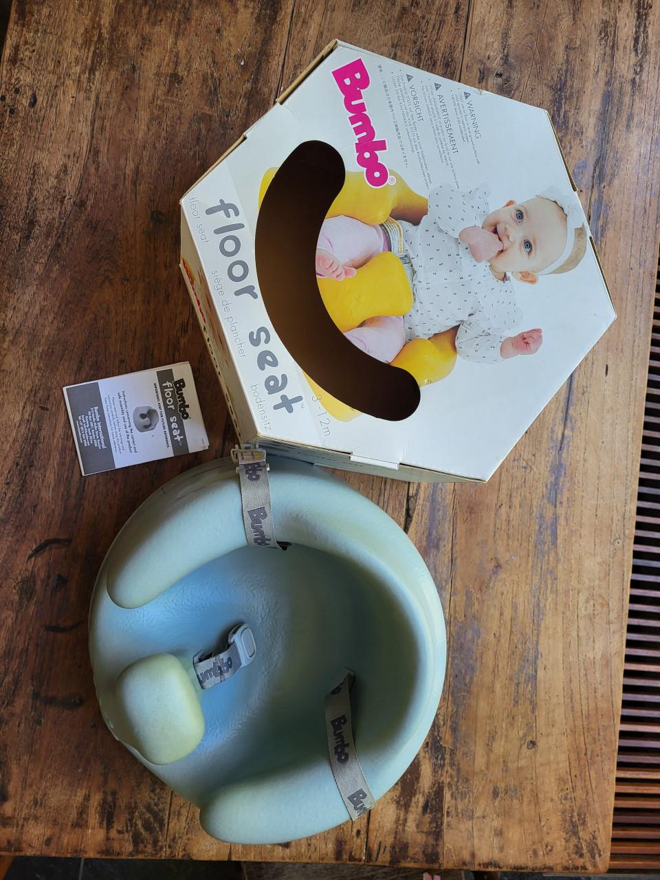 Bumbo stoeltje incl. tafeltje
