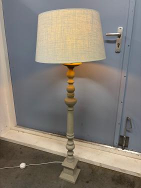 Mooie vloerlamp