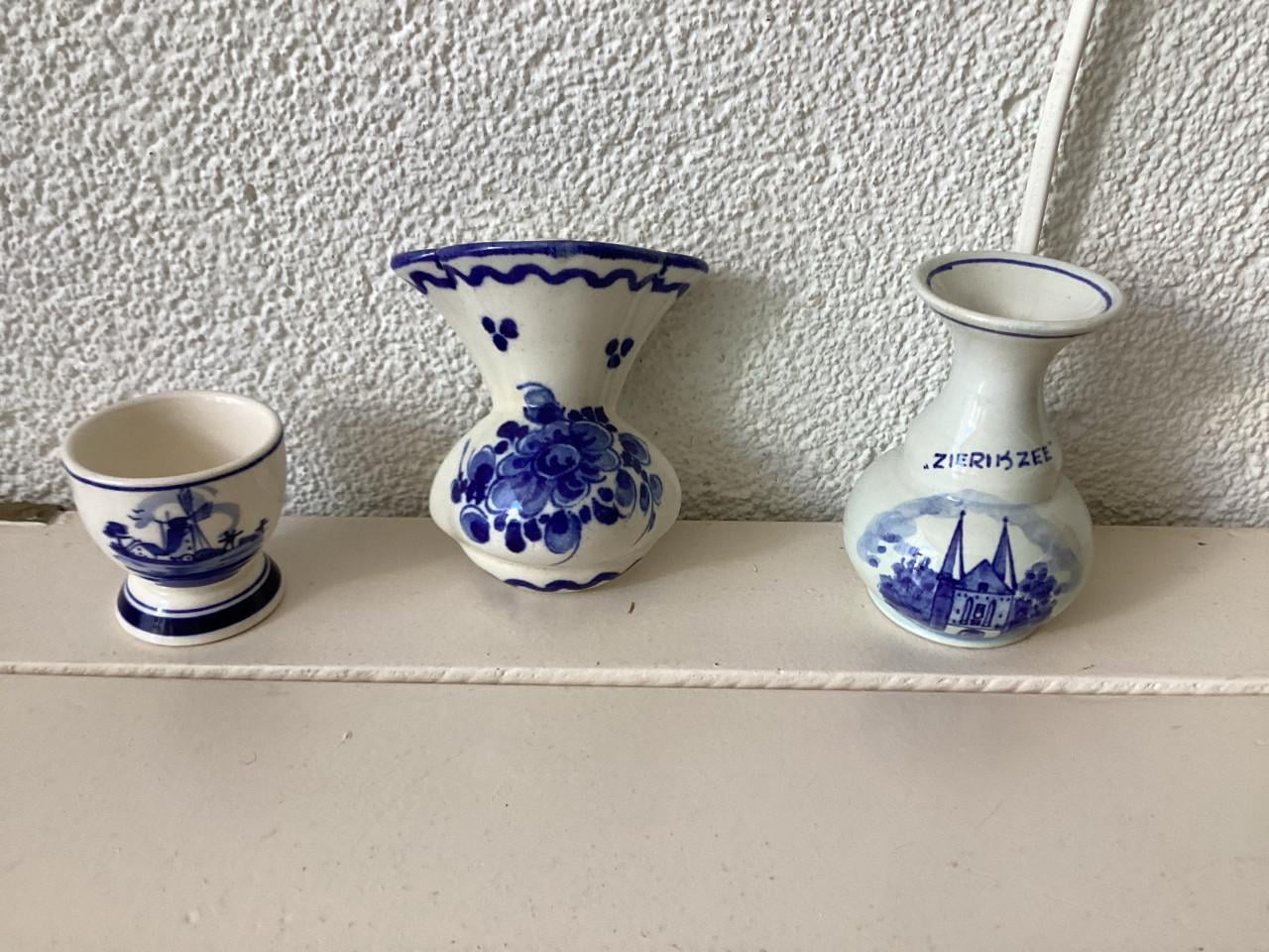 Delfsblauw.  Eierdop . Vaasjes.  wandkandelaartje.