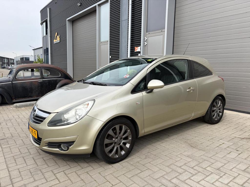 Opel Corsa 1.2-16v '111' edition/133.000 nap/cruise ctrl/airco/trekhaak/