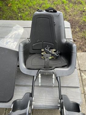 Bobike fietsstoel voor met scherm