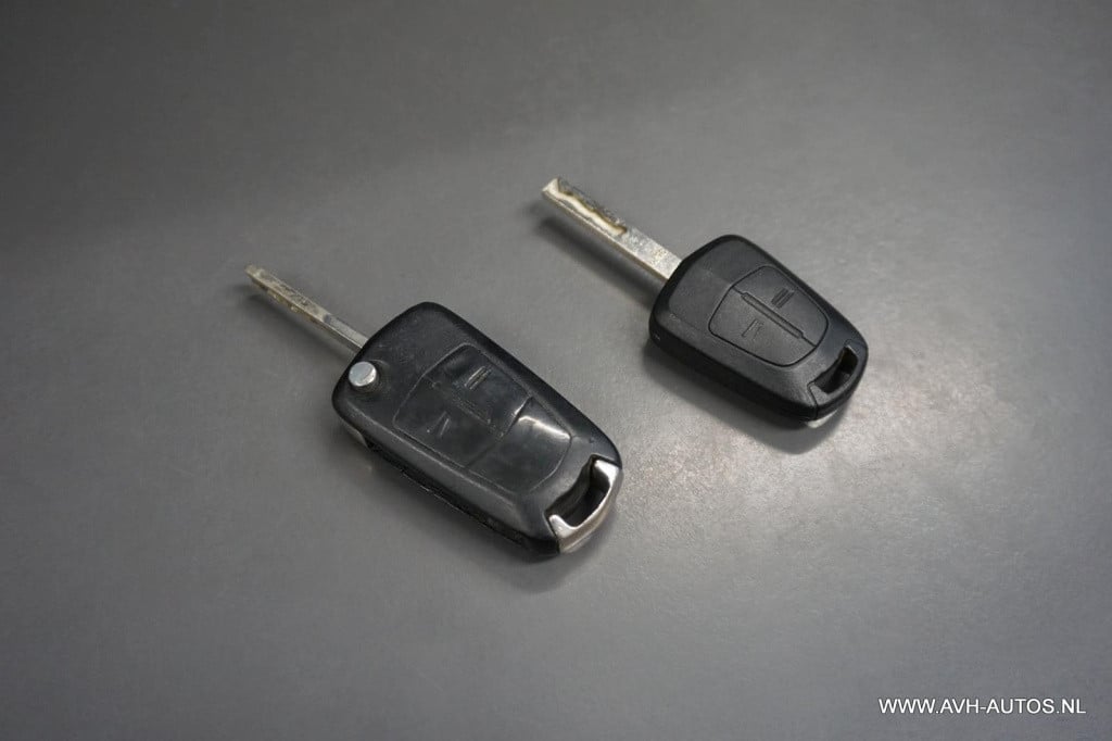 Opel Meriva 1.6-16v enjoy