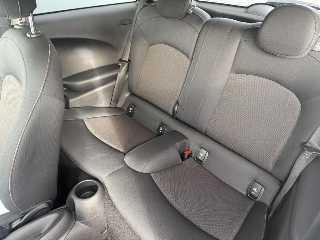 Mini Cooper mini 1.5i 136pk chili 3-drs