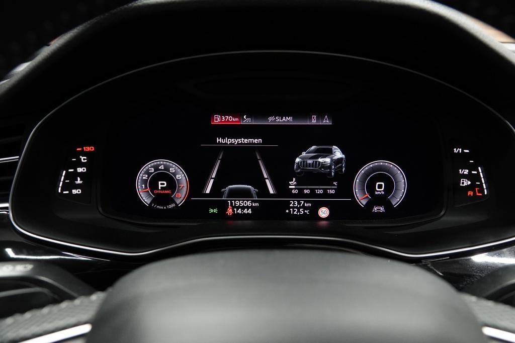 Audi Q8 55 tfsi quattro | rsq8 interieur | pano | acc | maxton |