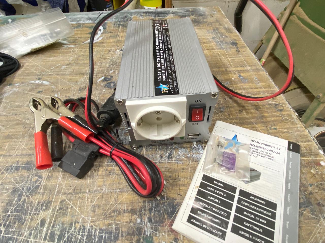 Omvormer van 12V DC naar 230V AC