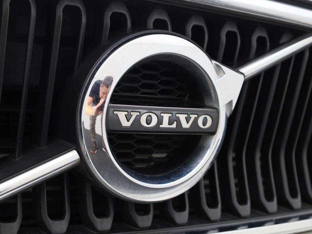 Volvo XC40 1.5 t5 recharge inscription expression | automaat | apple carpla