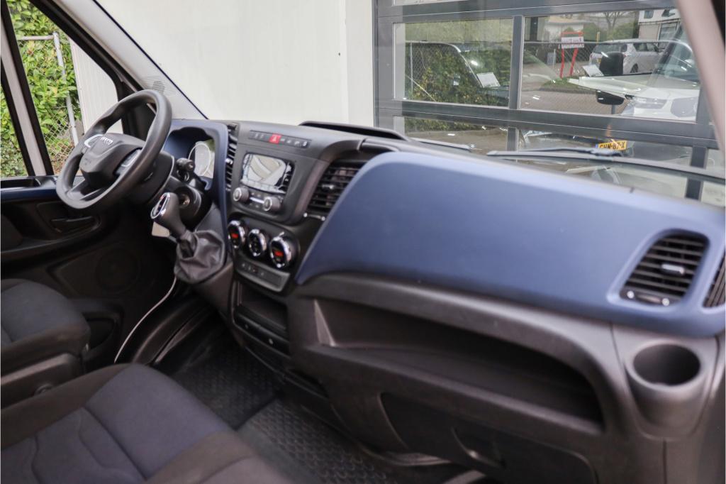 Iveco Daily 35s14 2.3 136pk automaat laadklep i nav i zijdeur i standkachel