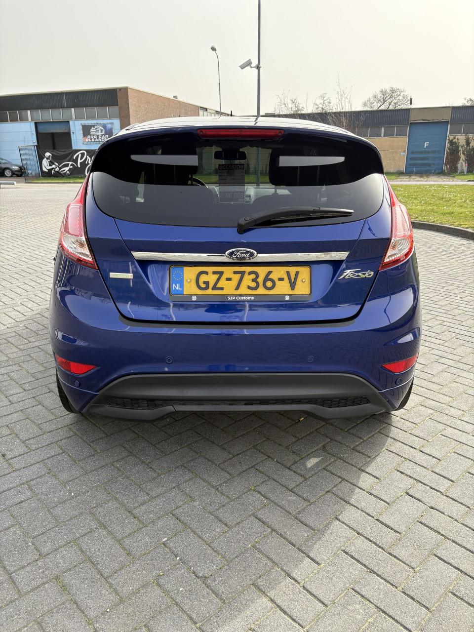 Ford Fiesta ST line