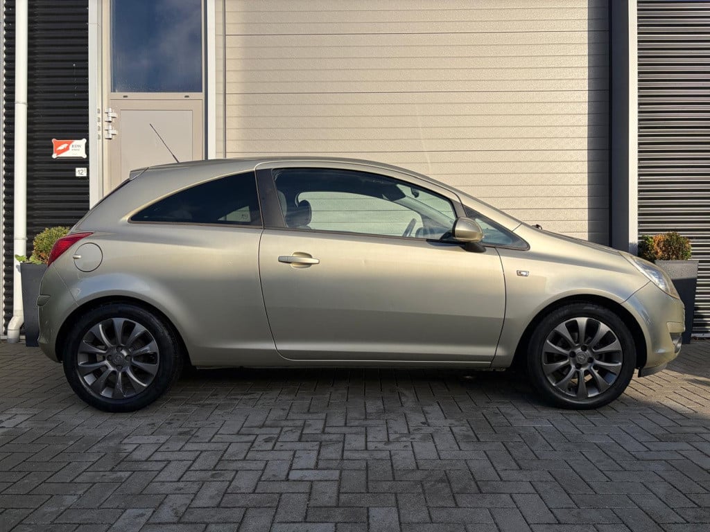 Opel Corsa 1.2-16v '111' edition/133.000 nap/cruise ctrl/airco/trekhaak/