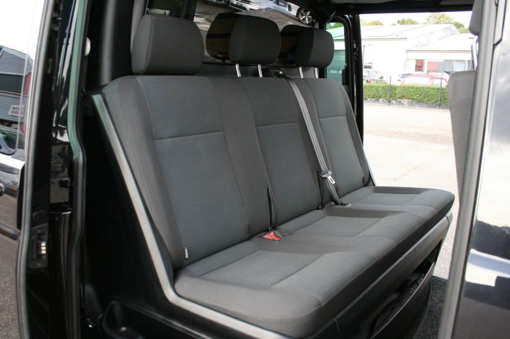 Volkswagen Transporter 2.0 tdi l2h1 dc highline / 6 persoons