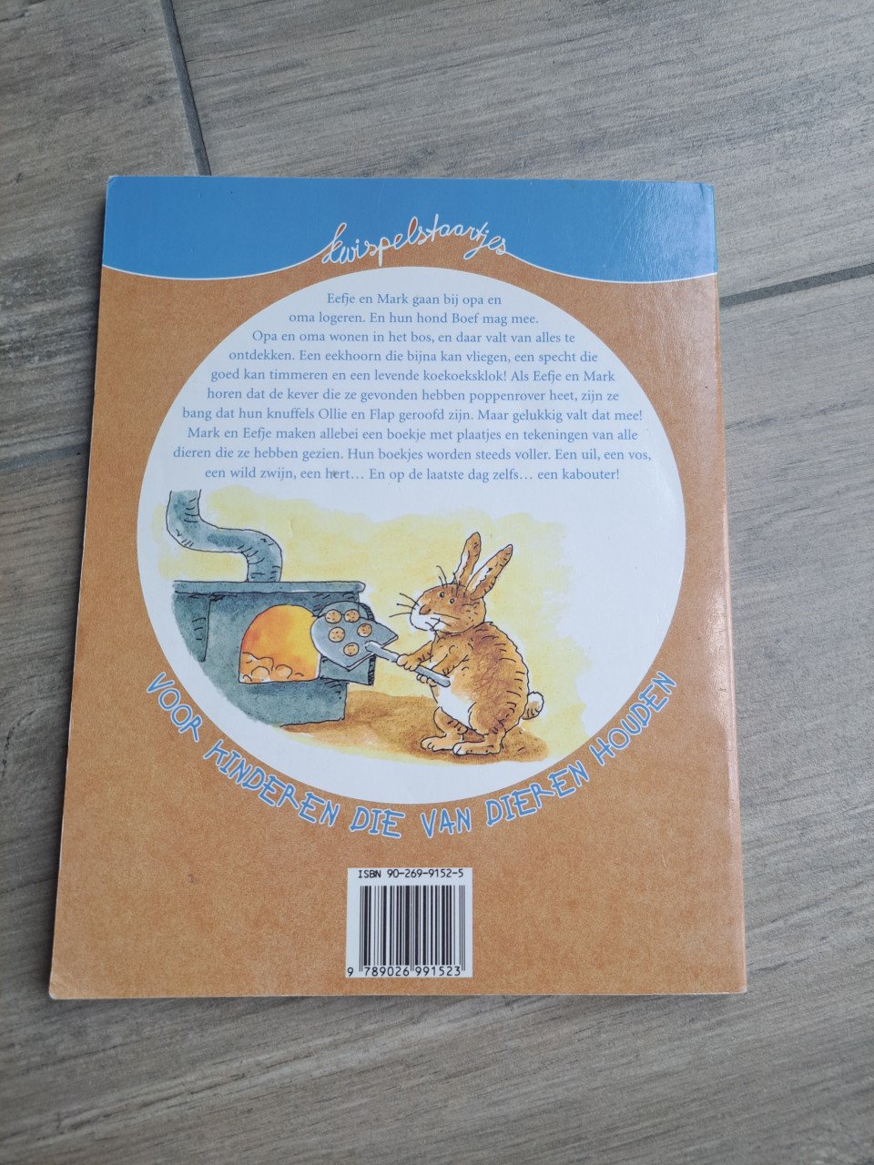 De konijnenkeutelfabriek Carry Slee en Dagmar Stam