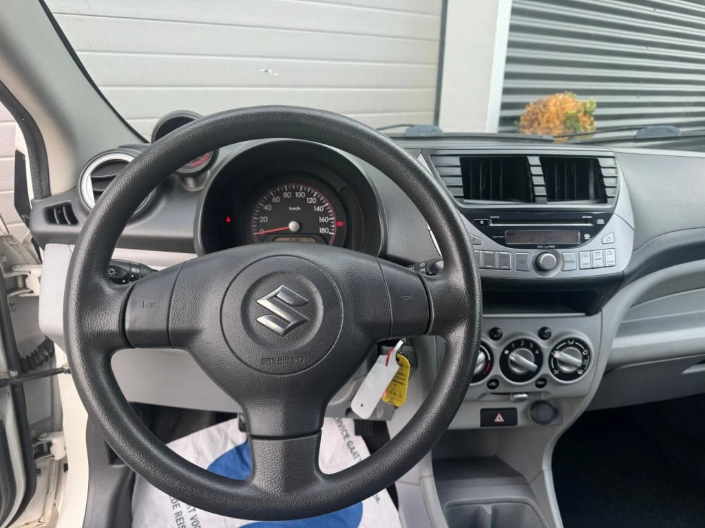 Suzuki Alto 1.0 exclusive