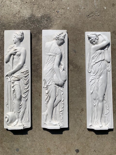 Diverse gips ornamenten, prijzen n.o.v.t.k.