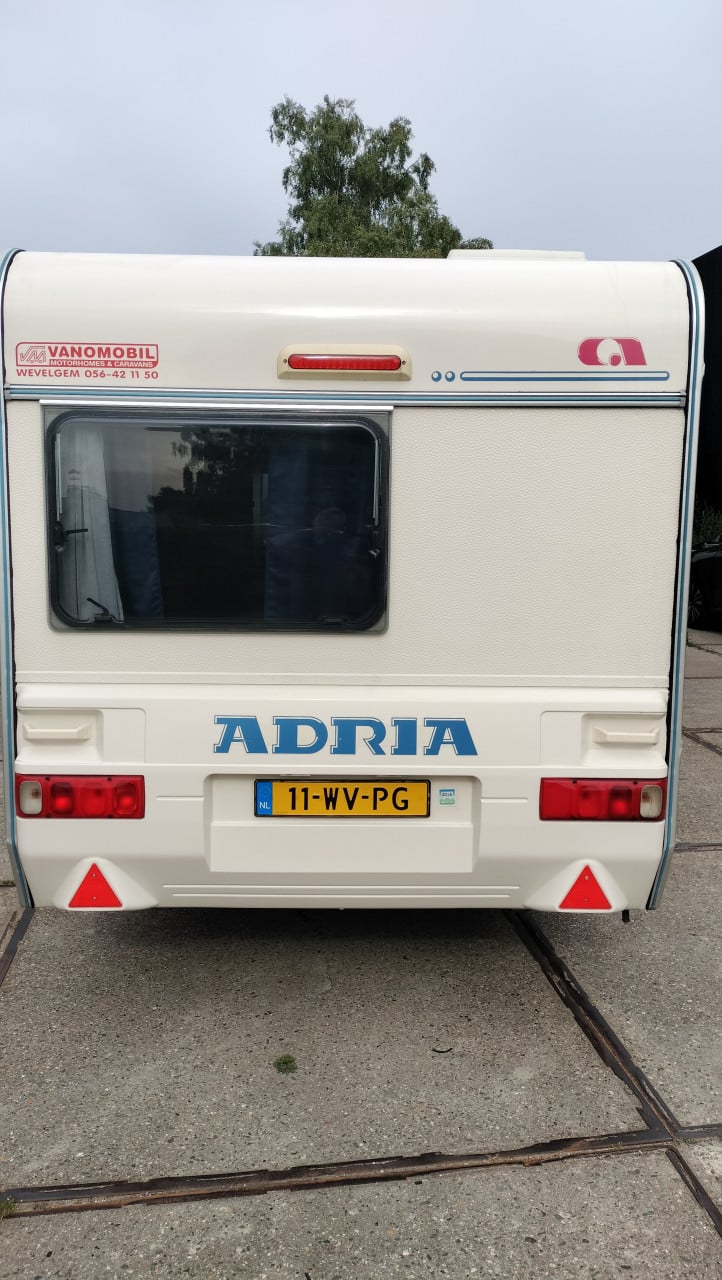 Adria ALS NIEUW met luifel