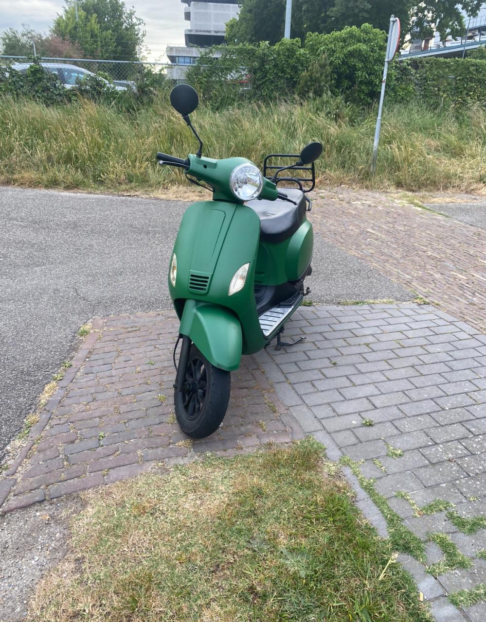 Groene TYM scooter mag weg voor weinig