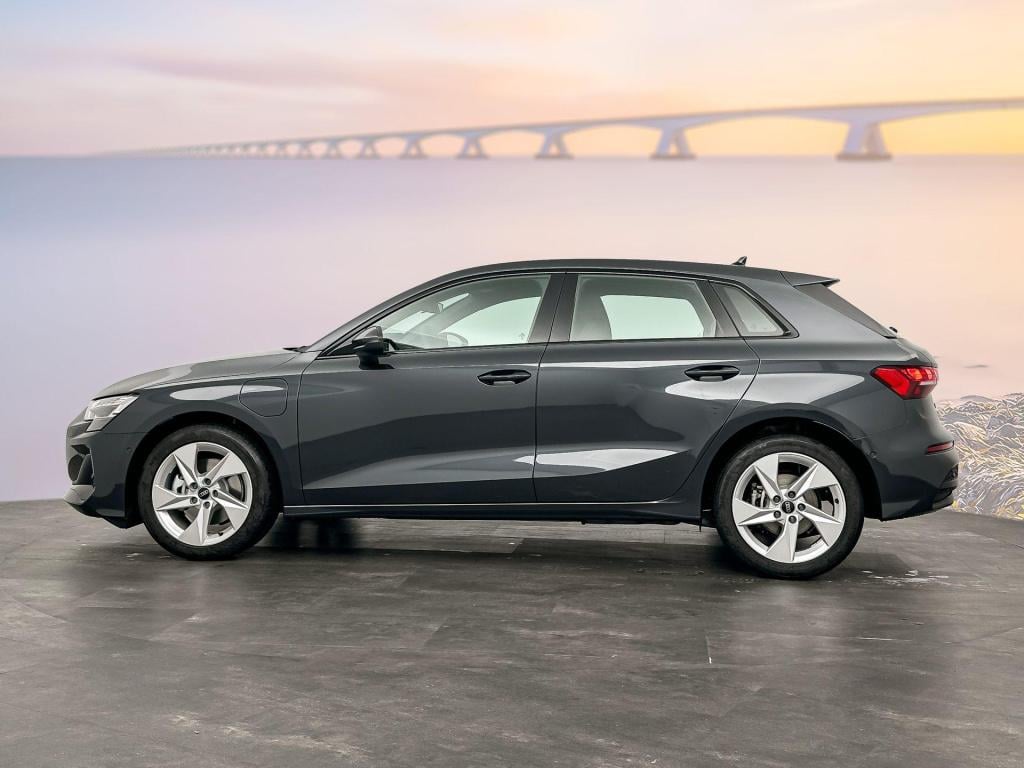 Audi A3 sportback advanced edition 40 tfsi e 150 kw / 204 pk sportba