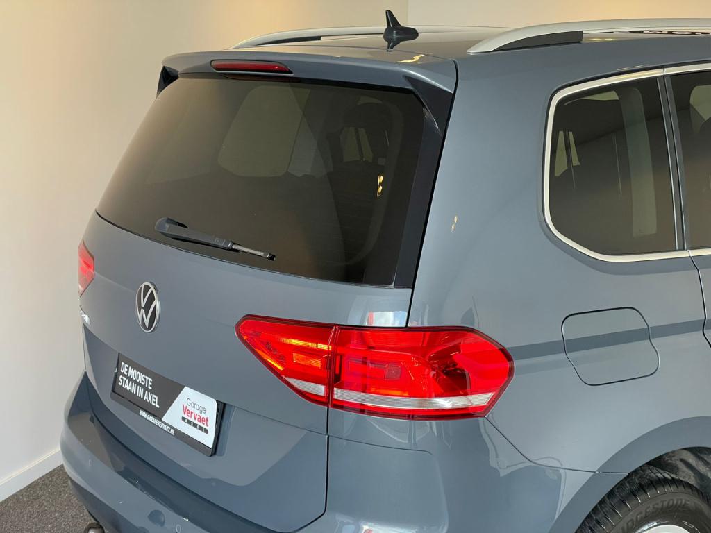Volkswagen Touran 1.5 tsi highline