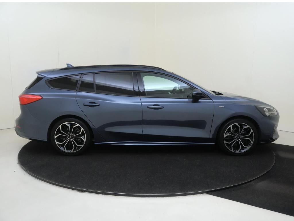 Ford Focus wagon 1.5 ecoboost 150 pk st line | automaat | parkeersensoren v