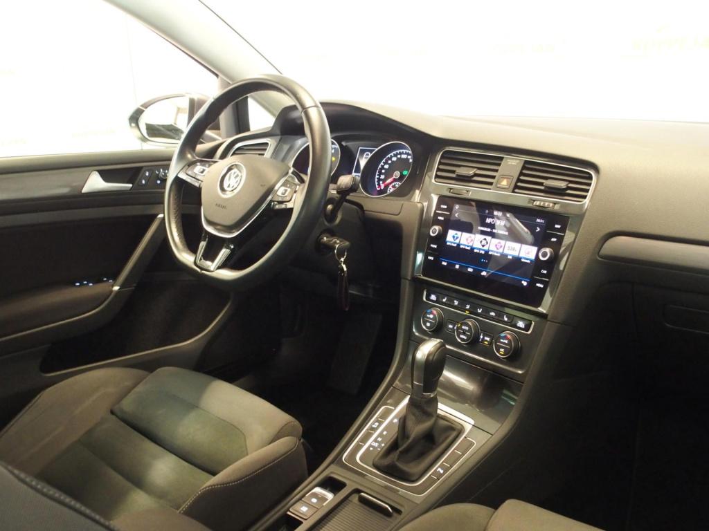 Volkswagen Golf 1.0 tsi comfortline business|stoelverwarming|all season ban