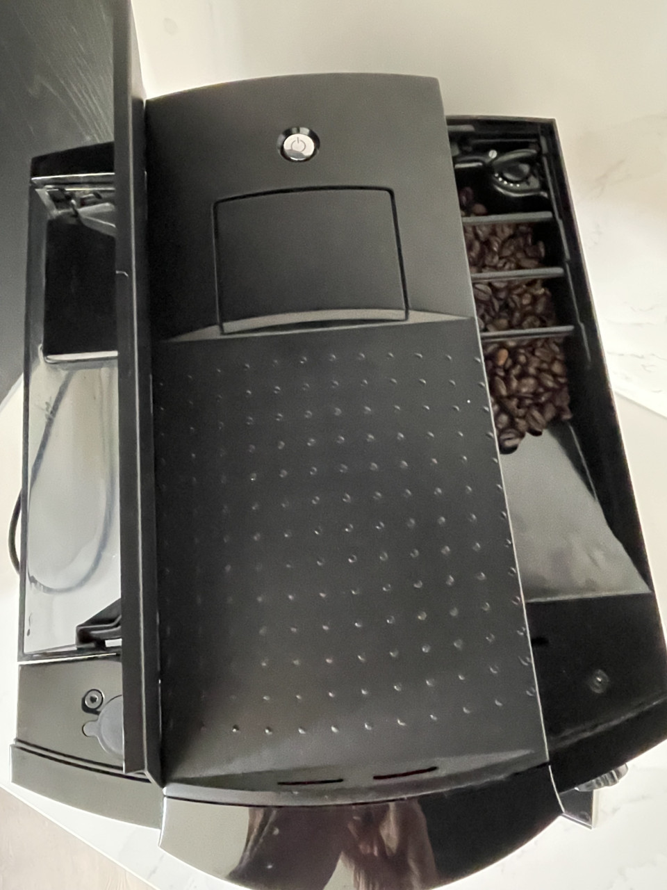 Te koop Jura volautomatisch koffiezetapparaat Type D4
