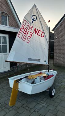 Wedstrijd Optimist met waltrailer + meetbrief