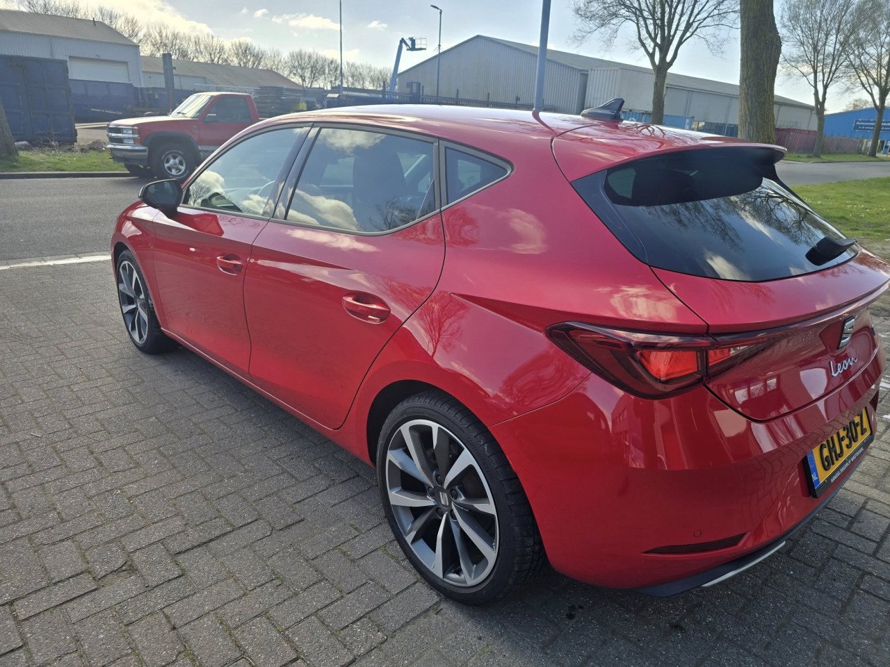 Super mooie !!!!! Seat leon 1.5e tsi FR Business intense  Bj 2022  Km14500