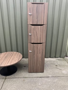 Locker kasten 182 hg x45 br x 50 dp. De laatste
