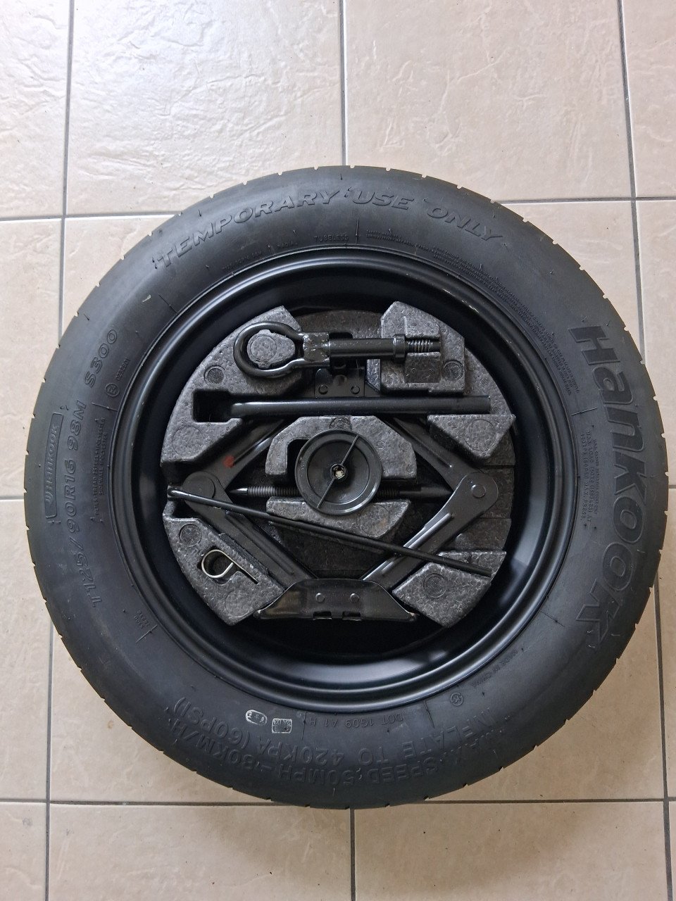 Reservewielset Ford of Volvo