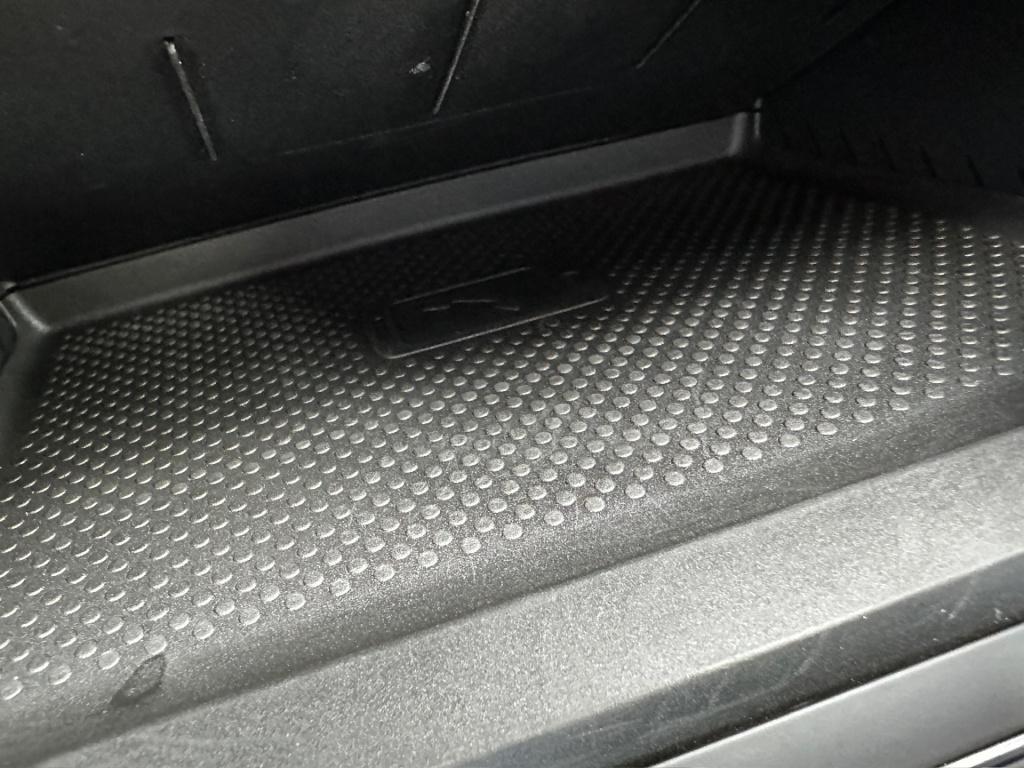 Volkswagen Touran 1.5 tsi comfortline 7-persoons | keyless | navi | camera 